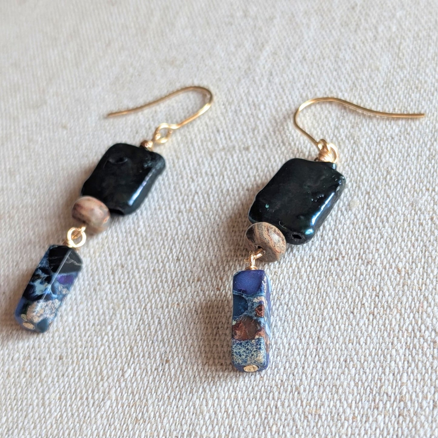 Raven - Pearl and Gem Earring