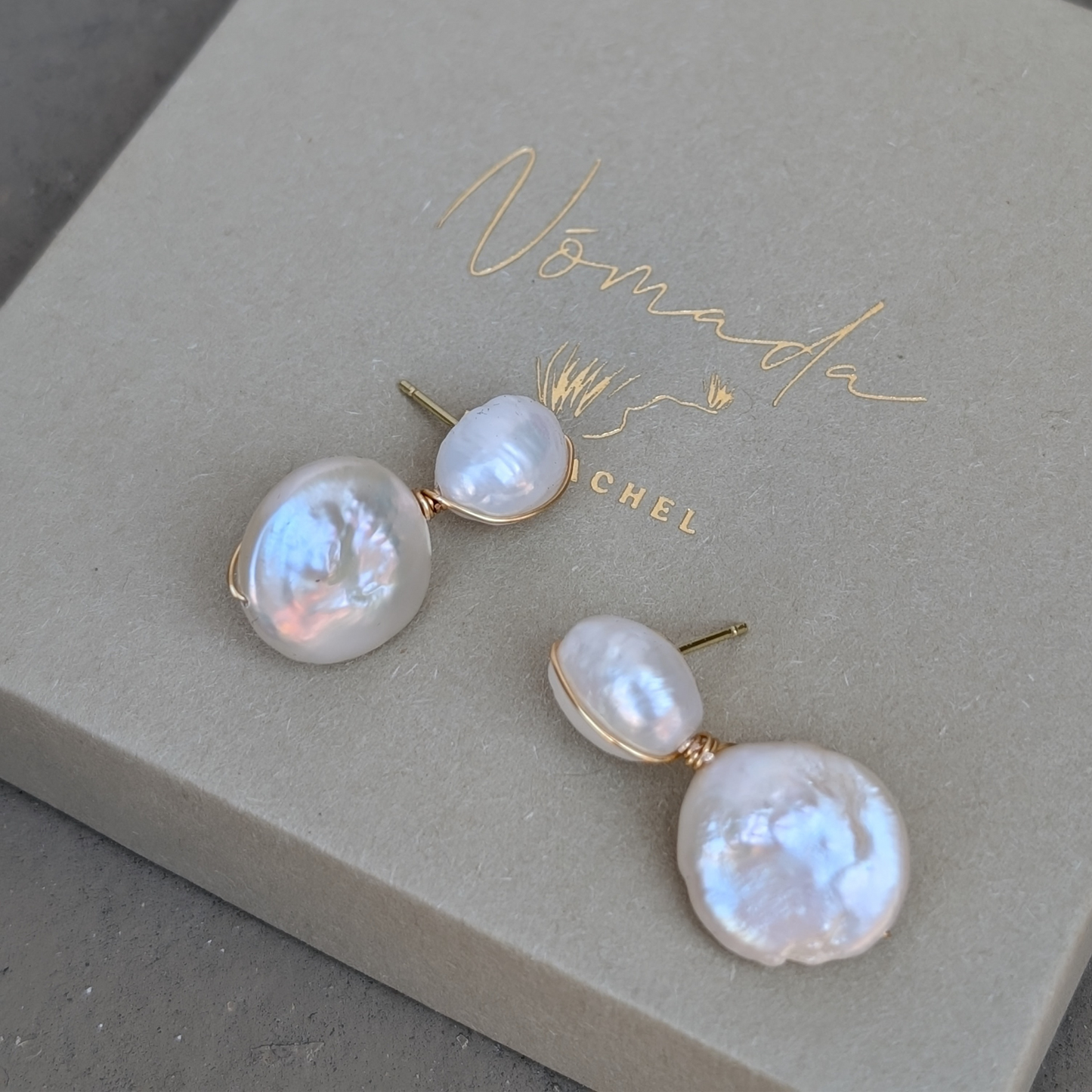 Florence - Pearl Earrings