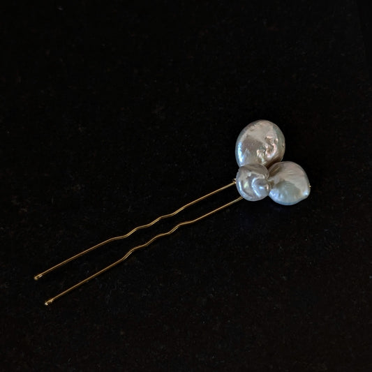 Ava - Freshwater Pearl Hair Pin