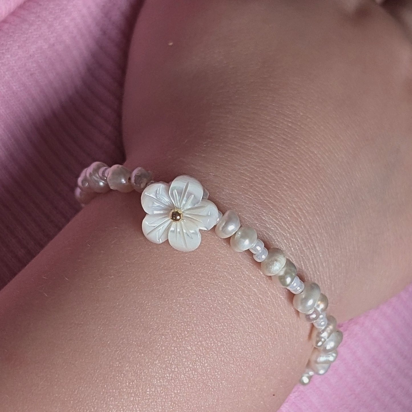 Flower Girl - Pearl Bracelet