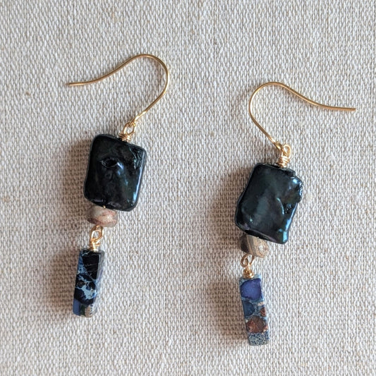 Raven - Pearl and Gem Earring