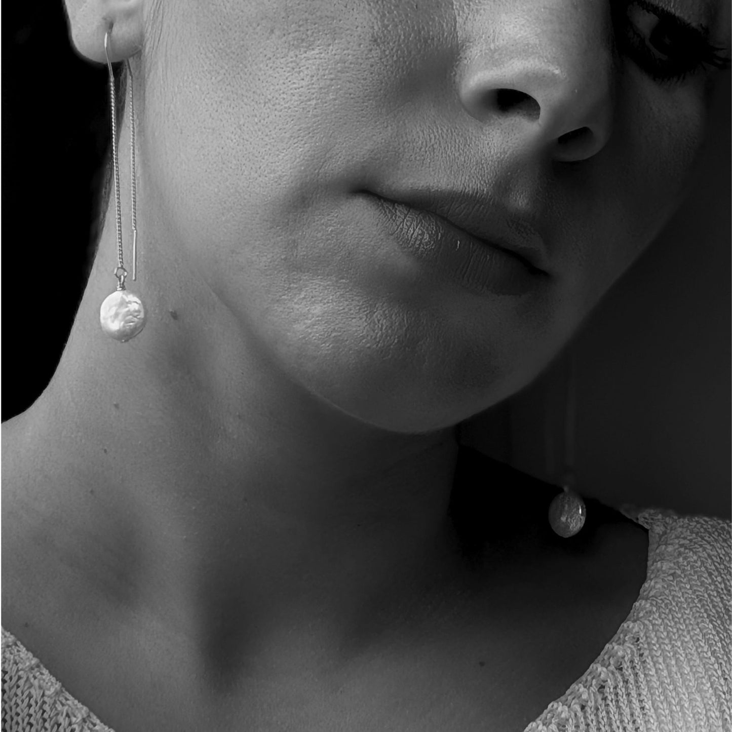 Alice - Pearl Earring Thread