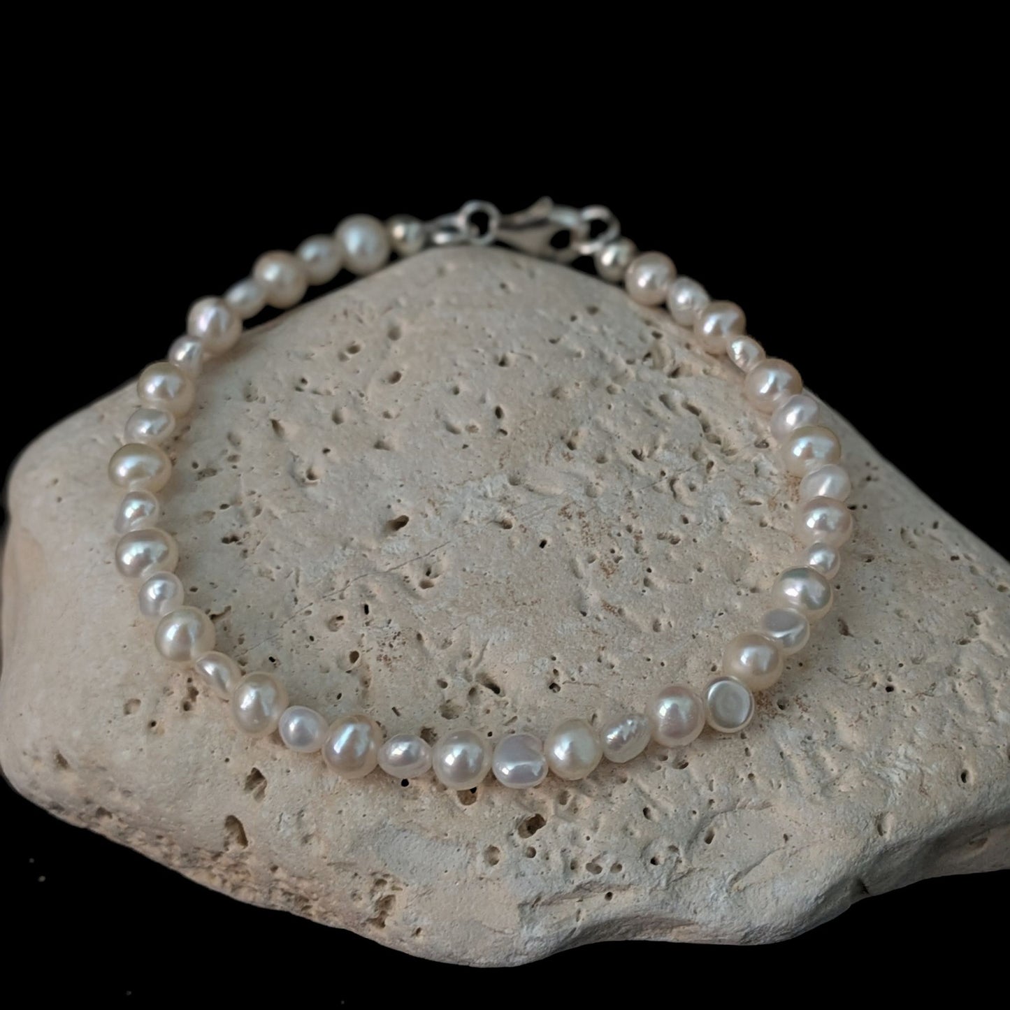 Luna Pearl Bracelets