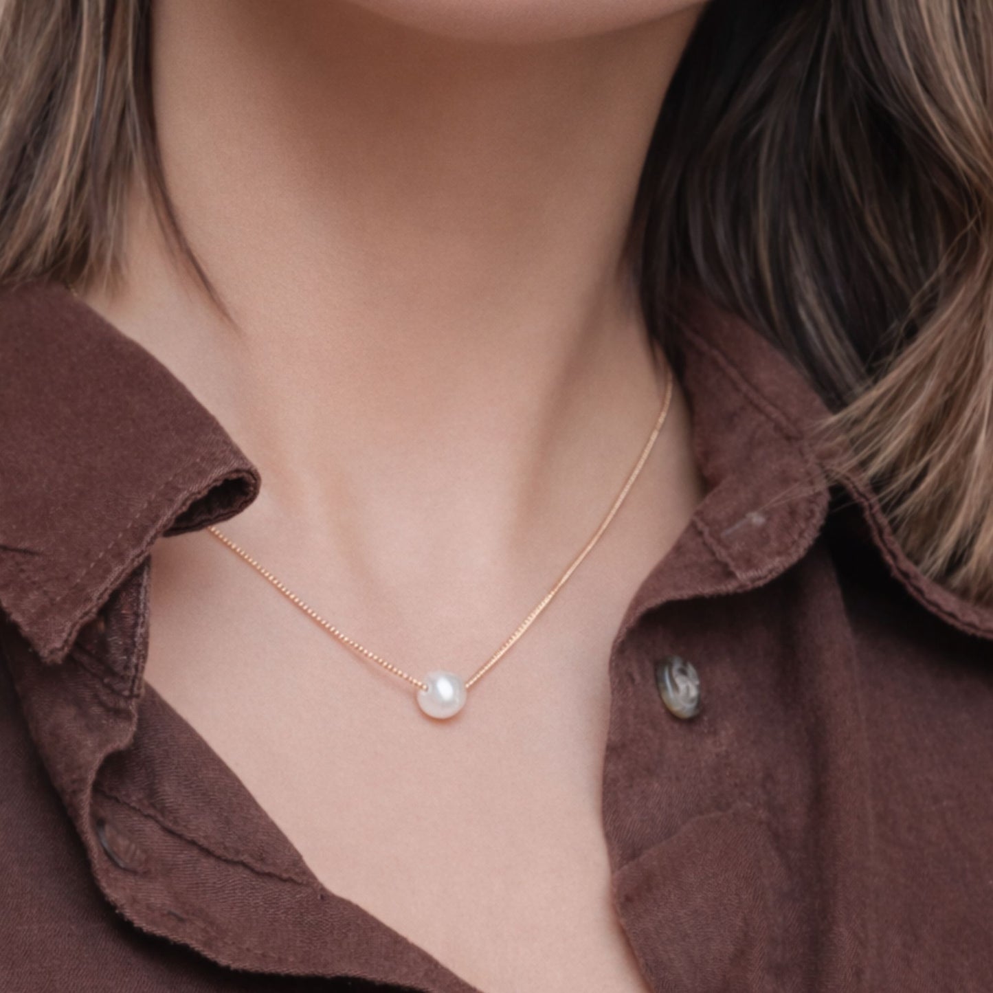 Elvie - Single Pearl Necklace