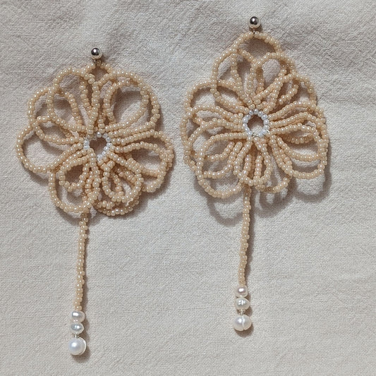 Floryn - Hand Beaded and Pearl Earrings (Beige)