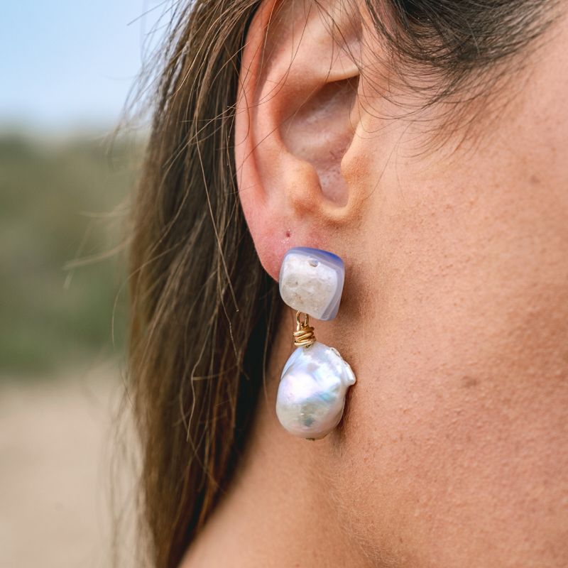 Blu - Agate and Fresh Water Pearl