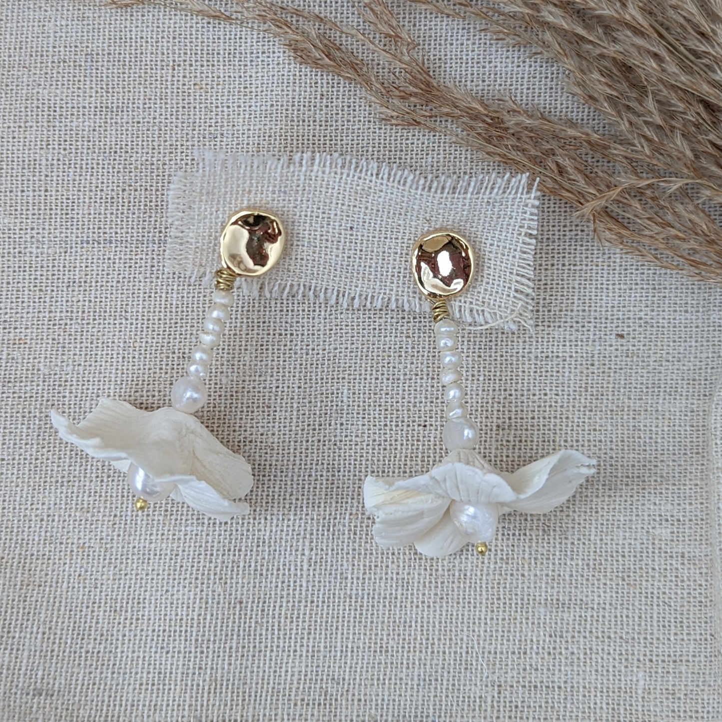 Juliet - Clay Flower & Pearl Earrings